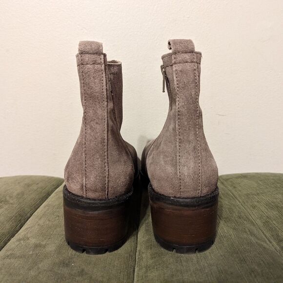 Skechers Chelsea Ankle Boots Lugnut Dark Taupe Suede 9.5 - Picture 8 of 10